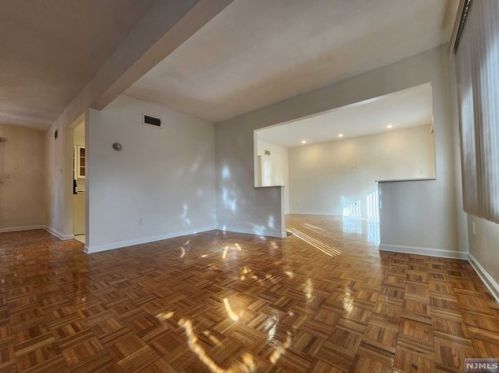 26 7th St, Cresskill NJ  07626-2506 exterior