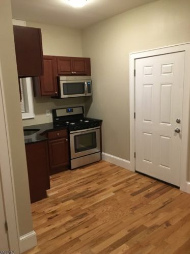 529 Joralemon St, Belleville NJ  07109-1893 exterior