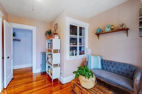 32 Fuller St, Everett MA  02149-4213 exterior