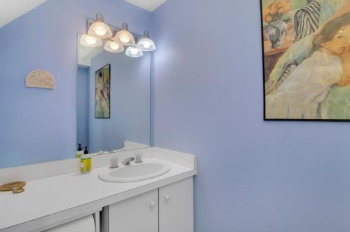 6 Munson Meeting, Chatham MA exterior