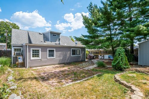 47 Arthur Ave, Carteret NJ  07008-2463 exterior