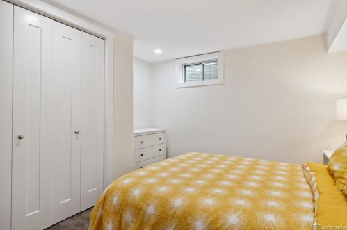 1004 Stanford Pl, Englewood CO 80111-1220 exterior