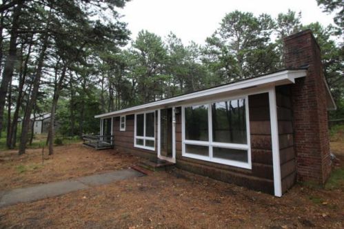 665 Governor Prence Rd, Eastham MA  02642-3243 exterior