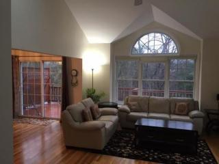 12 Hitching Post Ln, Northborough MA  01532-2156 exterior