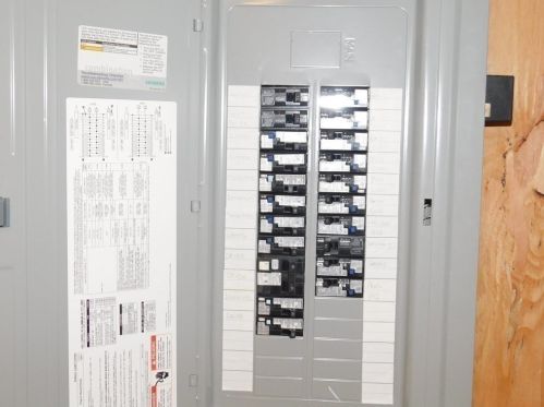 327 Quincy St, Fall River MA  02720-4421 exterior