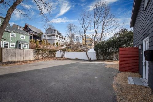 130 Bass Point Rd, Nahant MA  01908-1551 exterior