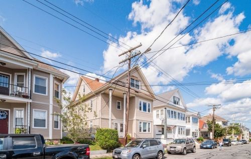 259 Central Ave, New Bedford MA  02745-5264 exterior