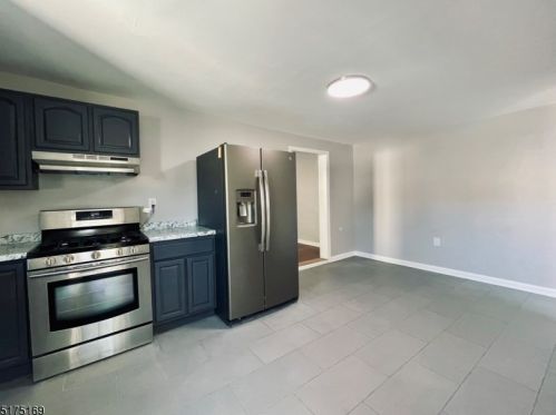 28 Watchung Ave, Belleville NJ  07109-1114 exterior