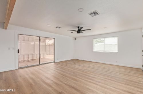 3320 Claire Dr, Phoenix AZ 85032-4933 exterior