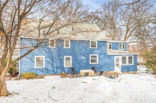 69 Windmill Ln, Arlington MA 02474-1926 exterior