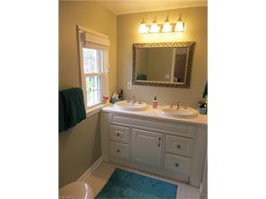 19201 Lomond Blvd, Cleveland OH  44122-5107 exterior