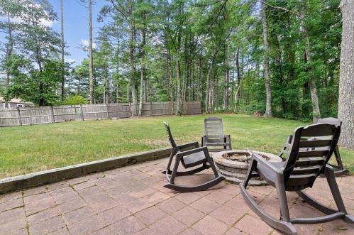 17 College Pond Rd, Plymouth MA  02360-3104 exterior