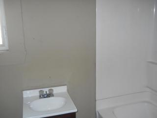 3010 Walnut St, Springfield MO  65802-4751 exterior