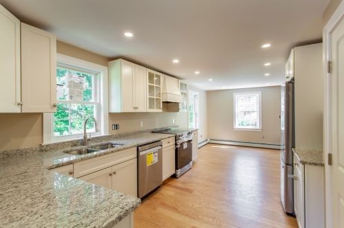 3 Winter St, Acton MA  01720-2136 exterior