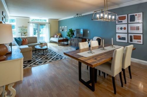 28 Ober Rd, Newton, MA 02459-3155