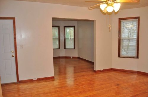 68 Windsor St, Worcester MA 01605-2141 exterior