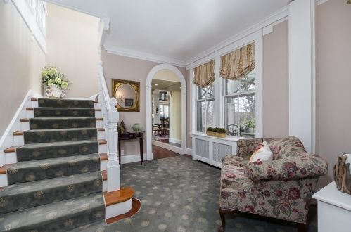 802 Hale St, Beverly MA 01915-2212 exterior