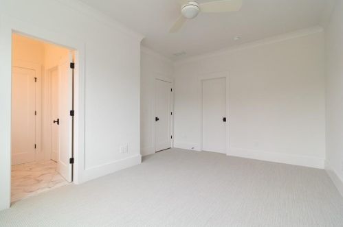 2360 Colonial Dr, Atlanta GA 30341-0048 exterior