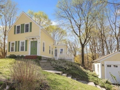 123 High St, Weymouth, MA 02189-2939