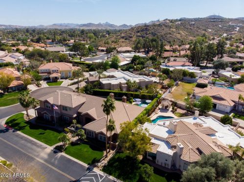 1465 Caribbean Ln, Phoenix AZ 85023-6792 exterior