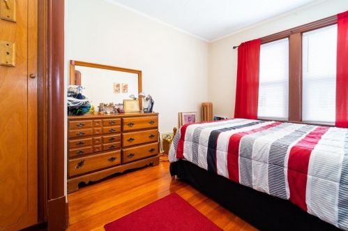 38 Granite St, Taunton MA 02780-3019 exterior