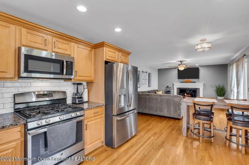 25 Cooks Bridge Rd, Jackson Twp NJ  08527-2524 exterior