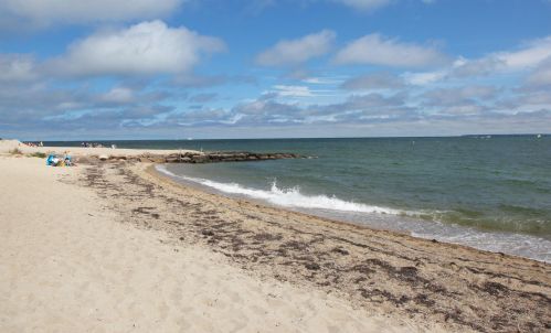 40 Main St, Falmouth MA 02540-3129 exterior