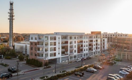 23 Shipyard Dr, Hingham MA 02043-1607 exterior