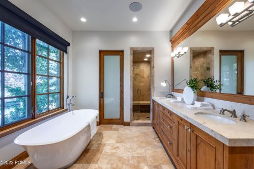 2324 Lucky John Dr, Park City UT 84060-6920 exterior