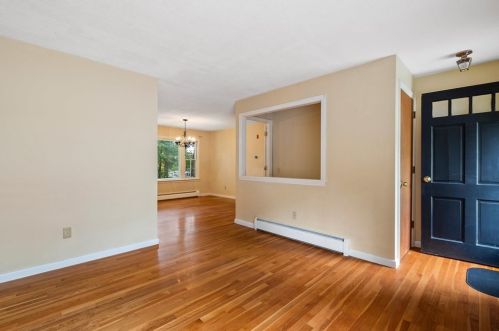 30 Duxbury Dr, Holden MA 01520-1643 exterior