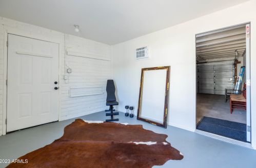 905 Coronado Rd, Phoenix AZ 85008-3931 exterior