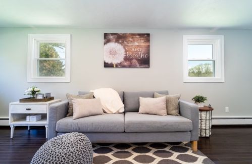 4 Birch Ave, Taunton MA  02718-1403 exterior