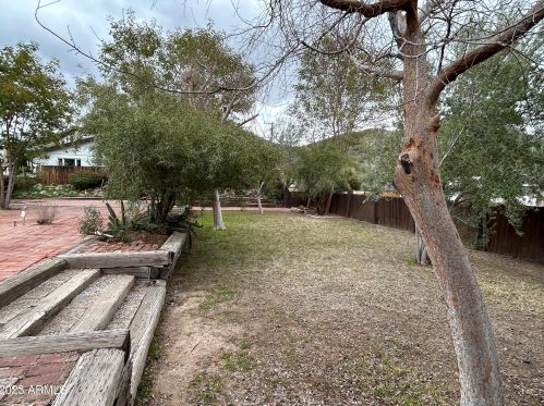 343 Cinnabar Ave, Phoenix AZ  85021-2444 exterior