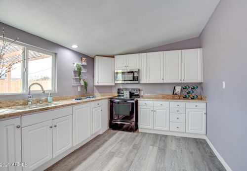 4841 35 Dr, Phoenix AZ 85053-4609 exterior