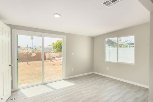 1608 65th Ave, Phoenix AZ 85033-1601 exterior