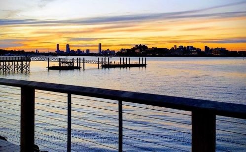 34 Trevore St, Quincy MA 02171-1127 exterior