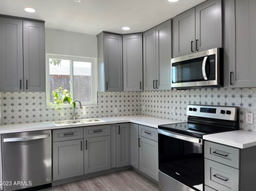 4228 11th St, Phoenix AZ  85014-4429 exterior