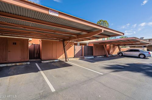 2854 Clarendon Ave, Phoenix AZ 85018-5552 exterior