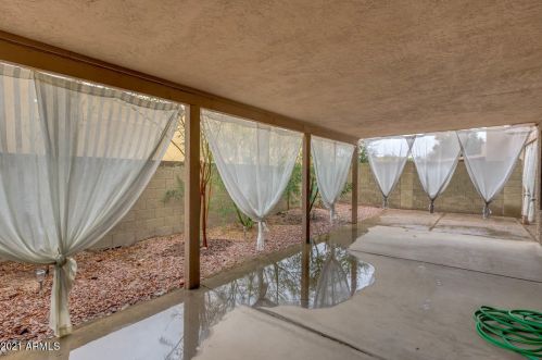 12822 50 Way, Phoenix AZ 85044-4132 exterior