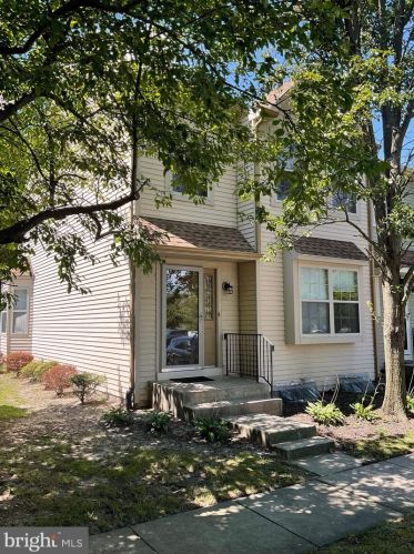 154 Evan Ct, West Deptford NJ  08086-2007 exterior