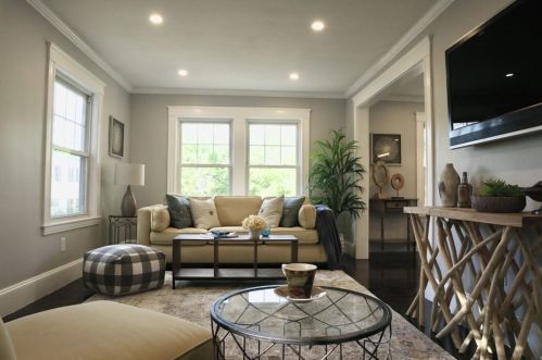 32 Sutherland Rd, Arlington MA  02476-5746 exterior