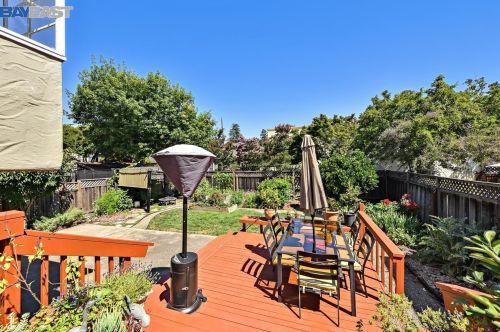 924 Brg Rd, San Leandro CA 94577-3805 exterior