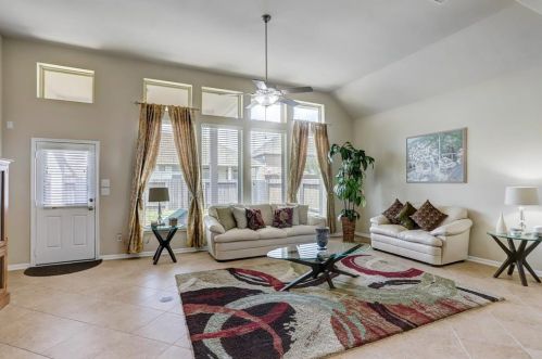 418 Conchola Ln, Richmond TX 77469-1823 exterior