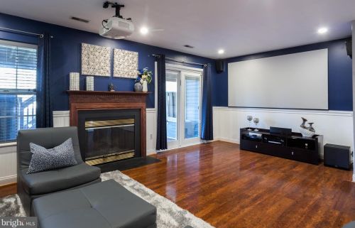 5252 Lightfoot Path, Columbia MD  21044-1102 exterior