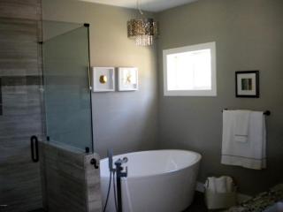 3421 47th Pl, Phoenix AZ  85018-6009 exterior