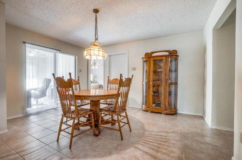 3921 Greenway Dr, Garland TX 75041-4810 exterior