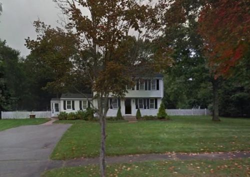 28 Charlotte Dr, Plymouth, MA 02360-4969