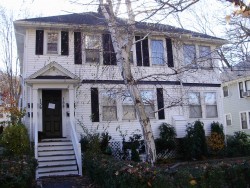 156 Cabot St, Newton, MA 02458-2536