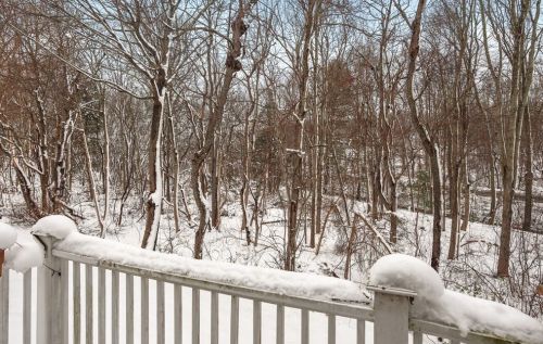 5 Adams Ct, Hingham MA 02043-2681 exterior