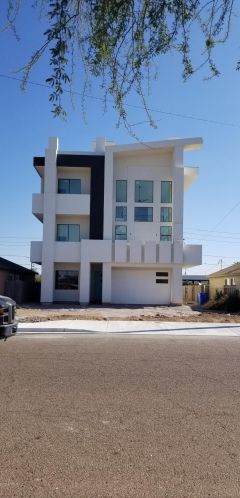 1825 Adams St, Phoenix, AZ 85007-2694